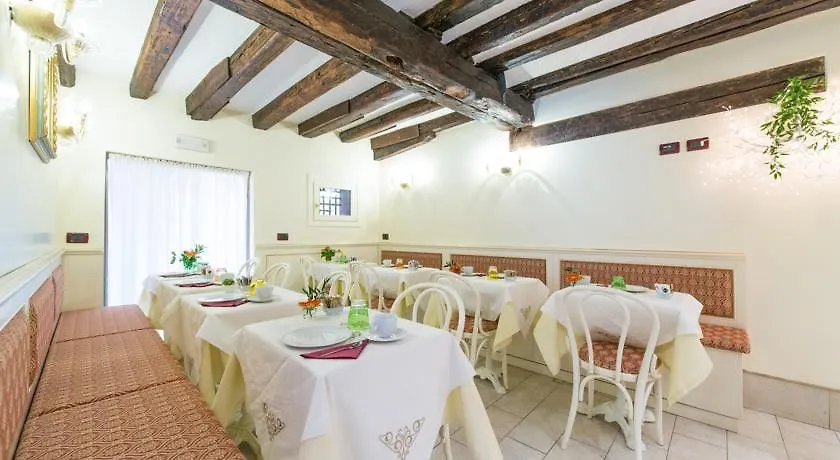 Locanda Ca' Zose Venice 3*,  Italy